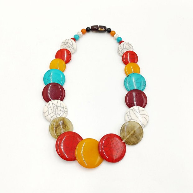 Colier multicolor cu margele sintetice 4607