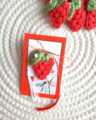 Martisor Capsunica