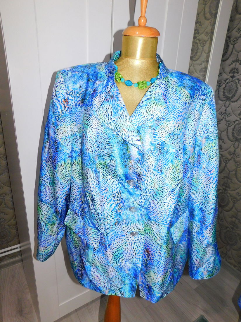 Taior nou Germania   50 - 52, matase naturala  , deosebit