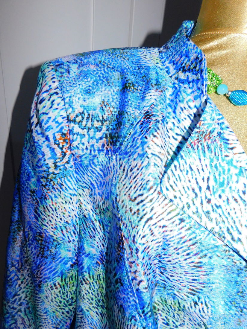 Taior nou Germania   50 - 52, matase naturala  , deosebit