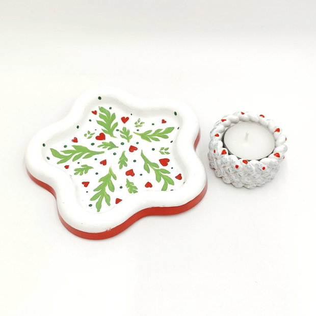 Set decorativ alb rosu verde cu inimioare 4582
