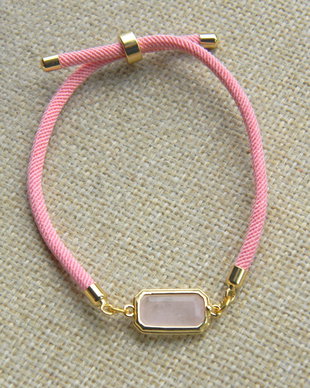 Bratara cuart roz (AV30)