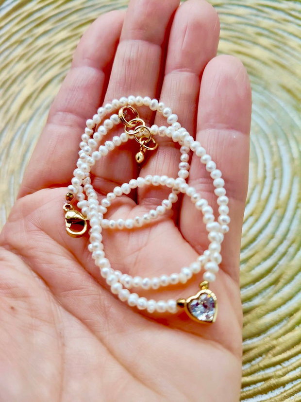Colier fin CHOKER perle de cultura albe