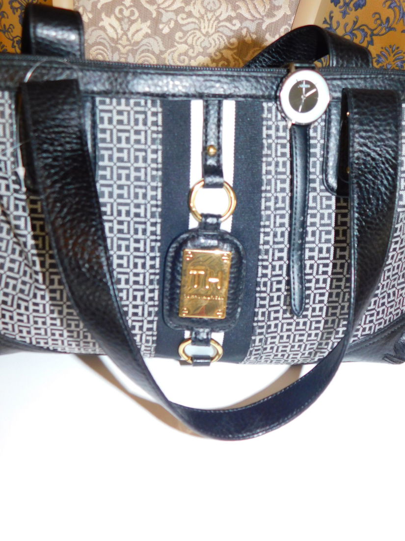 TOMMY HILFIGER, geanta originala, combinatie cu piele , deosebita, ceas nou cadou