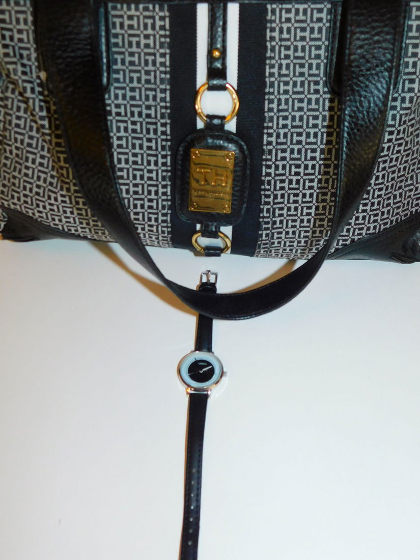 TOMMY HILFIGER, geanta originala, combinatie cu piele , deosebita, ceas nou cadou