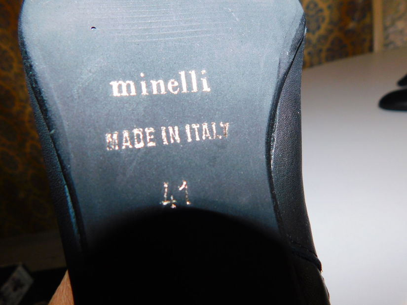 Cizme noi Minelli Italia , masura 41, piele naturala , elegante , deosebite