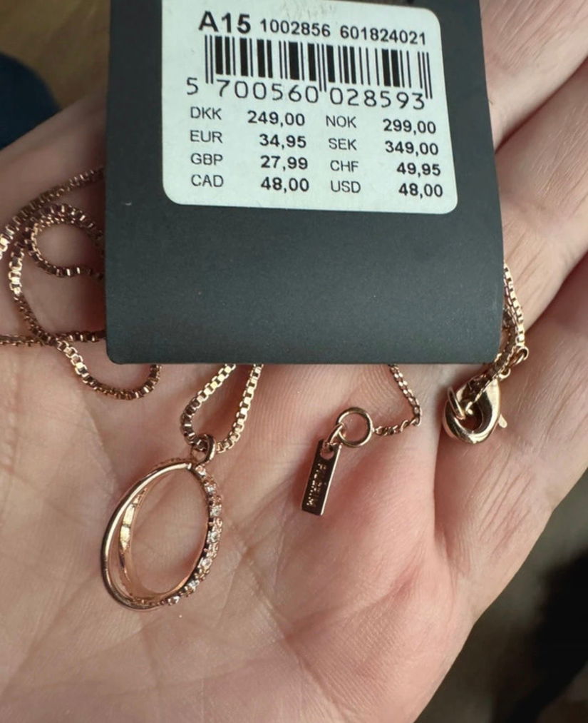 Lanț cu pandantiv Pilgrim Danish design nou