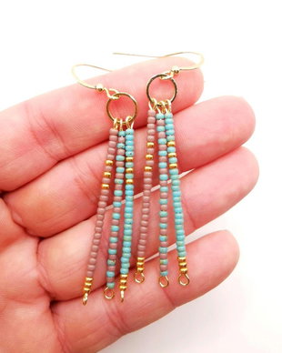 Cercei boho minimalisti cu margelute seed beads