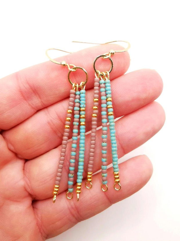 Cercei boho minimalisti cu margelute seed beads