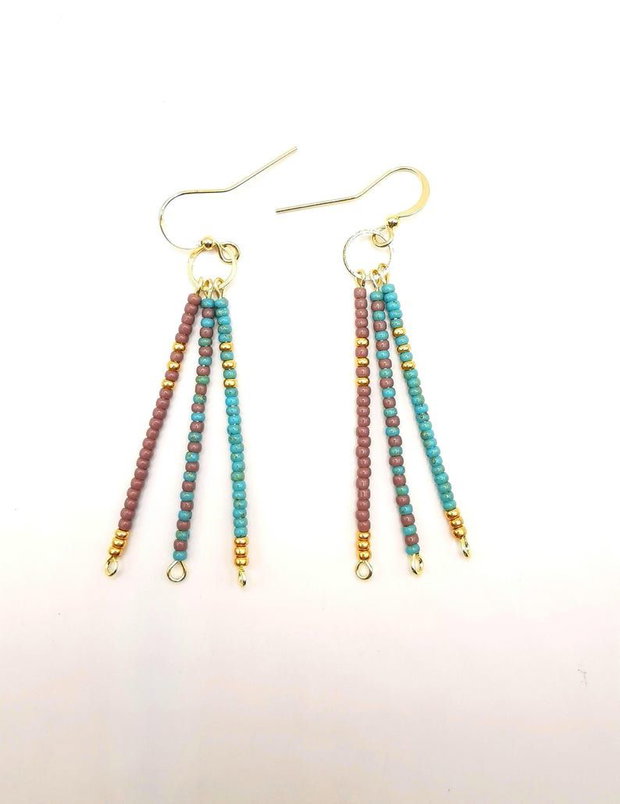 Cercei boho minimalisti cu margelute seed beads