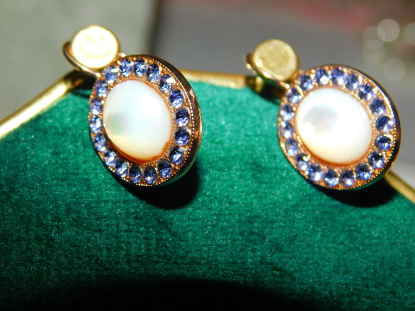 Cercei  noi Israel, lucrati manual, alama,  piatra lunii, cristale  albastre in contur