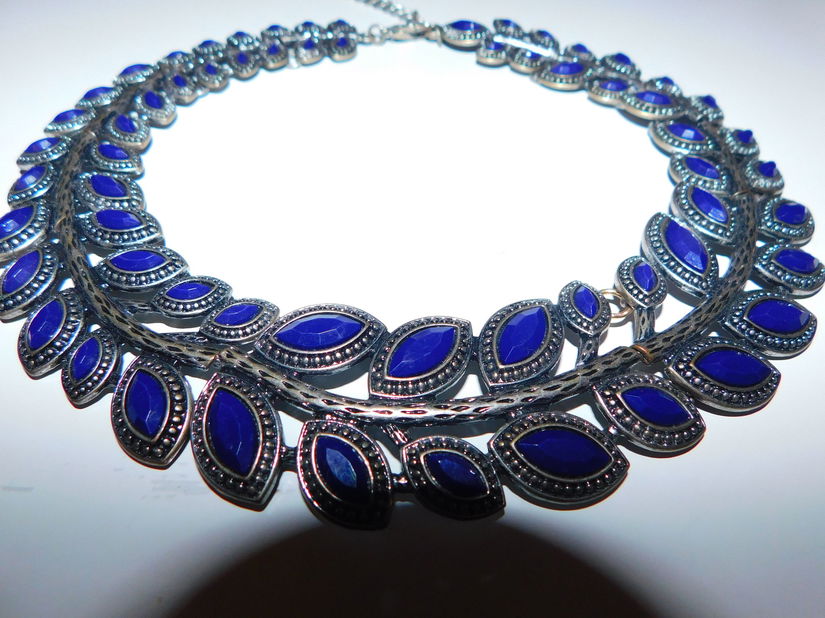 Colier nou,Zara ,masiv, metal argintiu antichizat, cadou bratara zirconii asortata