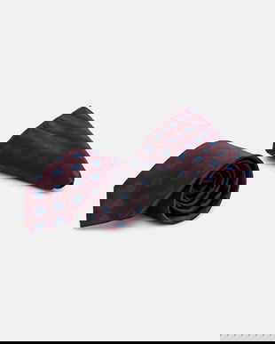 Medicine set cadou: cravată și batistă de buzunar