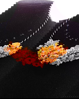 Colier handmade statement cu flori portocalii (cod1379)