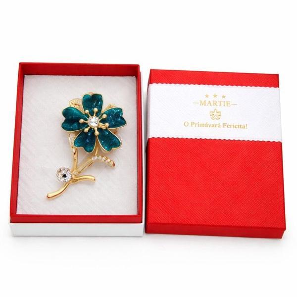 Mărțișor Broșă Floare Verde cu Cristale, Finisaj Auriu, Design Elegant