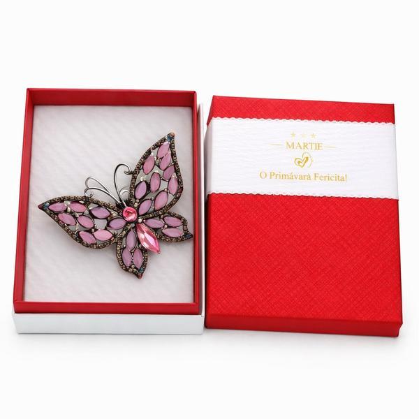 Mărțișor Broșă Fluture Roz cu Pietre Decorative, Design Elegant, Cutie Cadou Premium