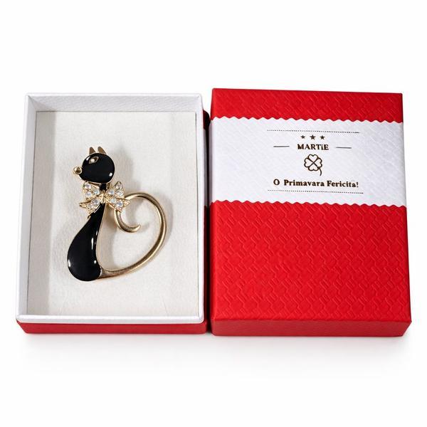 Broșă Elegantă Pisică Neagră cu Fundiță și Cristale, Finisaj Auriu, Accesoriu Rafinat, Cutie Cadou