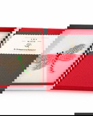 Broșă Mărțișor Libelulă cu Cristale Strălucitoare și Accente Verzi