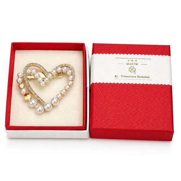 Broșă Mărțișor Inimă Elegantă cu Perle și Cristale Strălucitoare