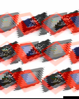 Set 6 Broșe Mărțișor cu Pisică, Ambalate &icirc;n Cutie Cadou Roșie, Simbol Primăvară