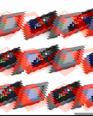 Set 6 Mărțișoare Broșă Floare Roșie cu Perlă, Design Elegant, Cutie Cadou