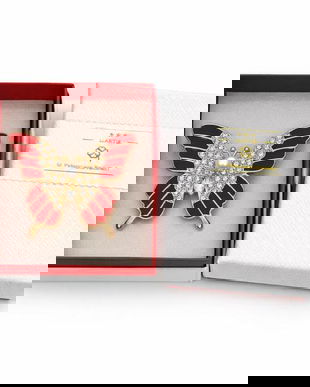 Broșă Mărțișor Fluture Roșu cu Perlă și Cristale Strălucitoare