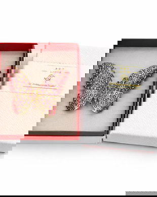 Broșă Mărțișor Fluture Multicolor Roz cu Cristale Strălucitoare, Design Elegant