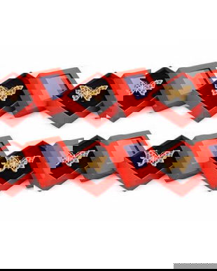 Set 6 Mărțișoare Broșă Fluture cu Cristale, Design Elegant, Metal Auriu, Cutie Cadou