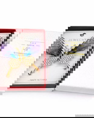 Broșă Mărțișor Fluture Multicolor Albastru-Violet cu Cristale Strălucitoare, Design Elegant,