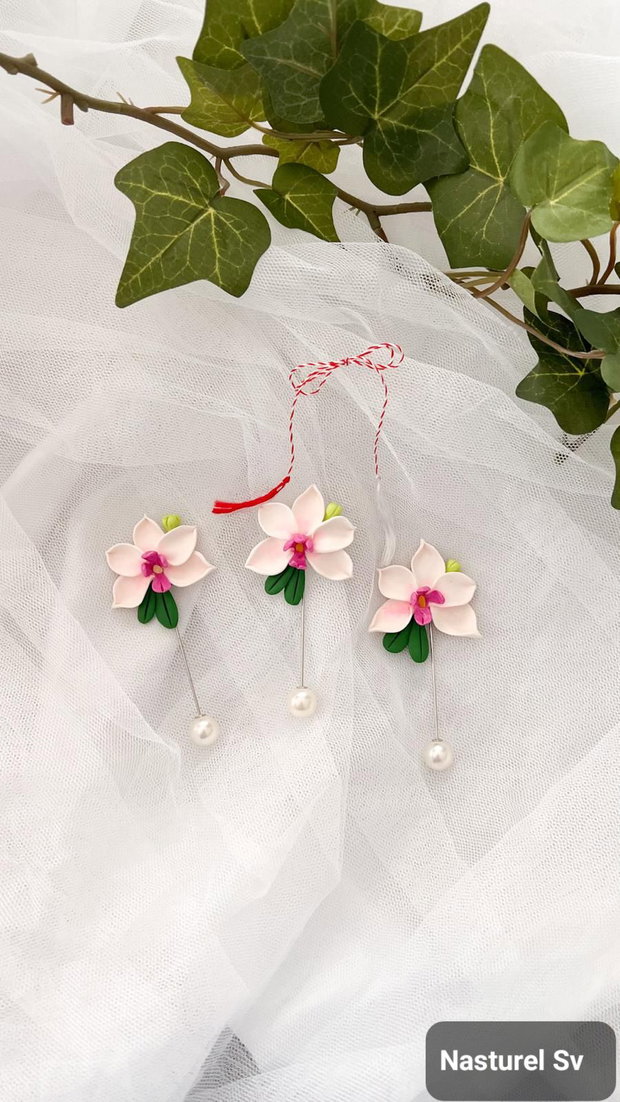 Pin martisor: Orhidee
