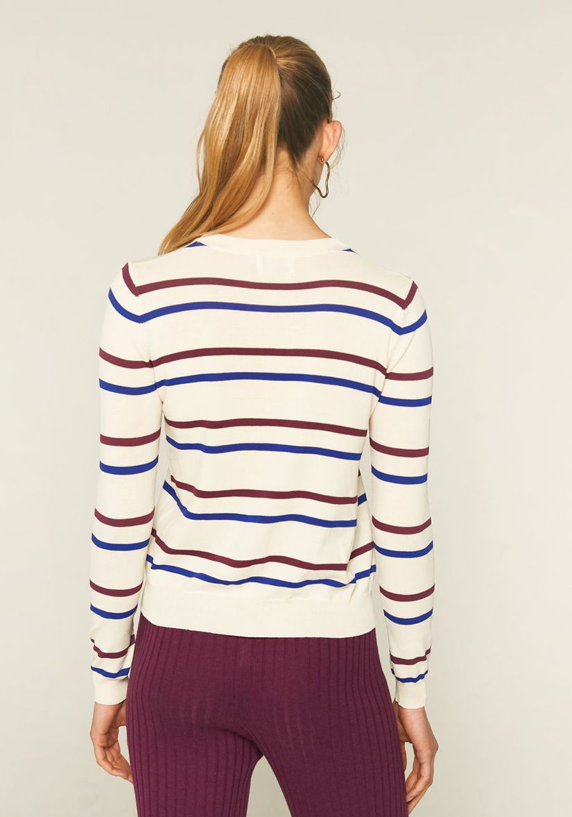 Pulover din tricot fin