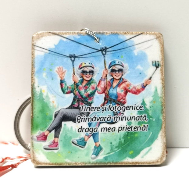 Martisor tip breloc, personalizat pentru prietena