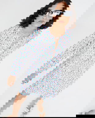 Rochie scurtă evazată cu imprimeu floral