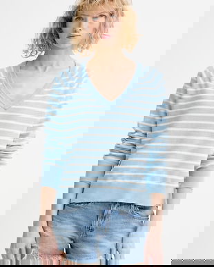 Levi's pulover TARA SUPER SOFT VNECK