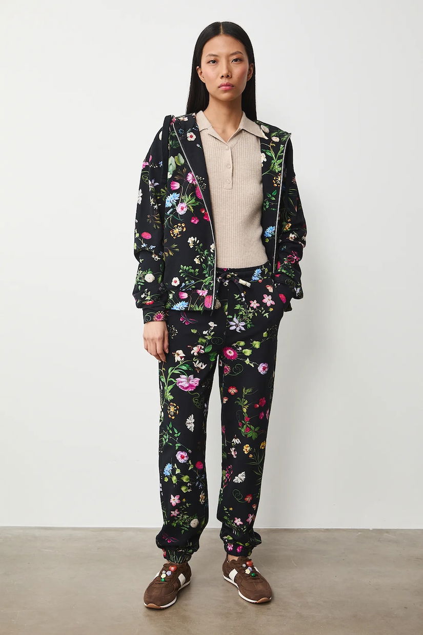 Medicine pantaloni de trening