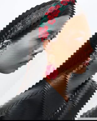 Medicine bandă de păr