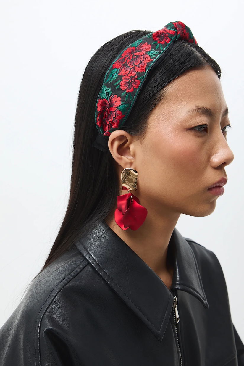 Medicine bandă de păr