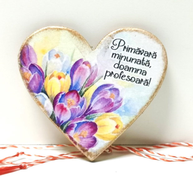 Martisoare cu flori personalizate pentru profesoare