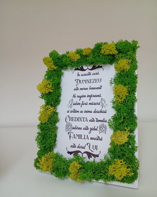 Tablou decorativ cu licheni stabilizați  mesaj creștin pentru familie, decor handmade