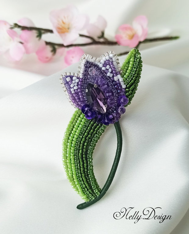 Lalea - Brosa broderie manuala