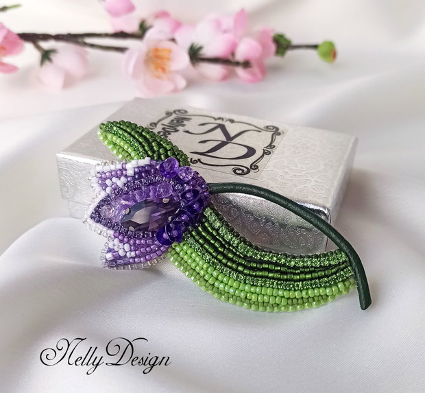 Lalea - Brosa broderie manuala
