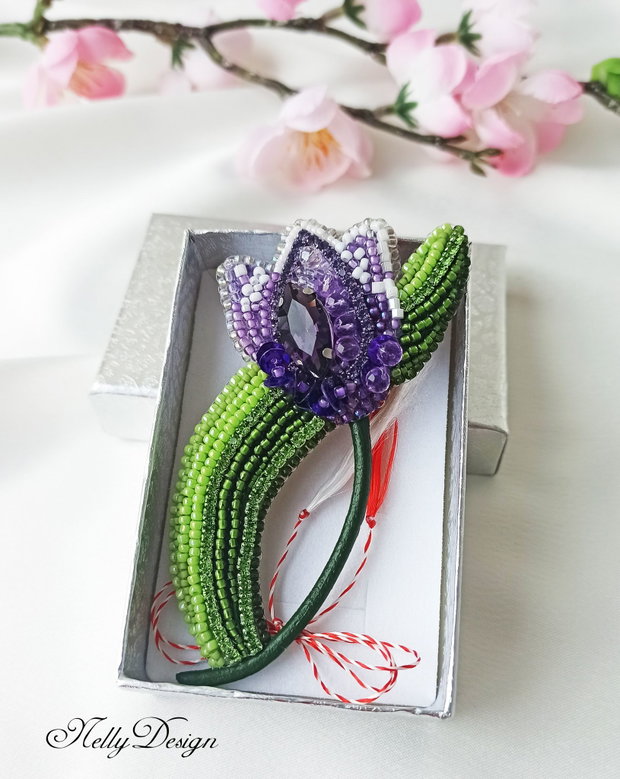 Lalea - Brosa broderie manuala