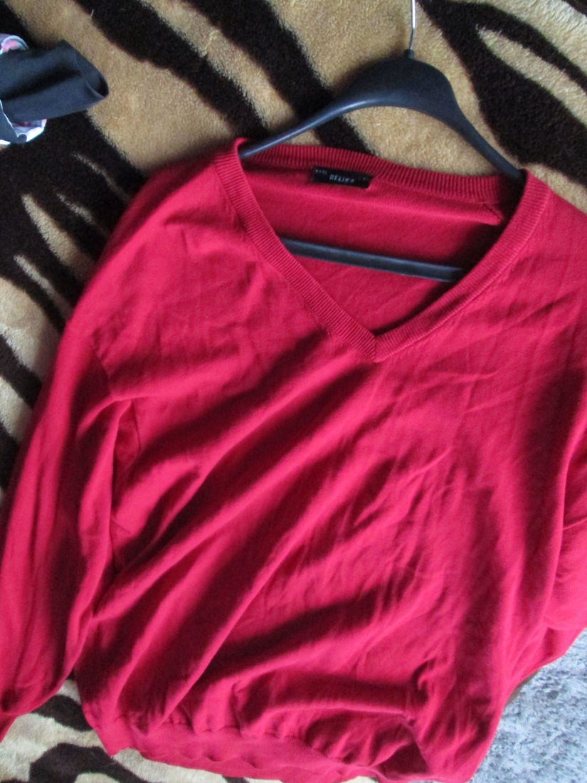 pulover rosu  58/XXXL