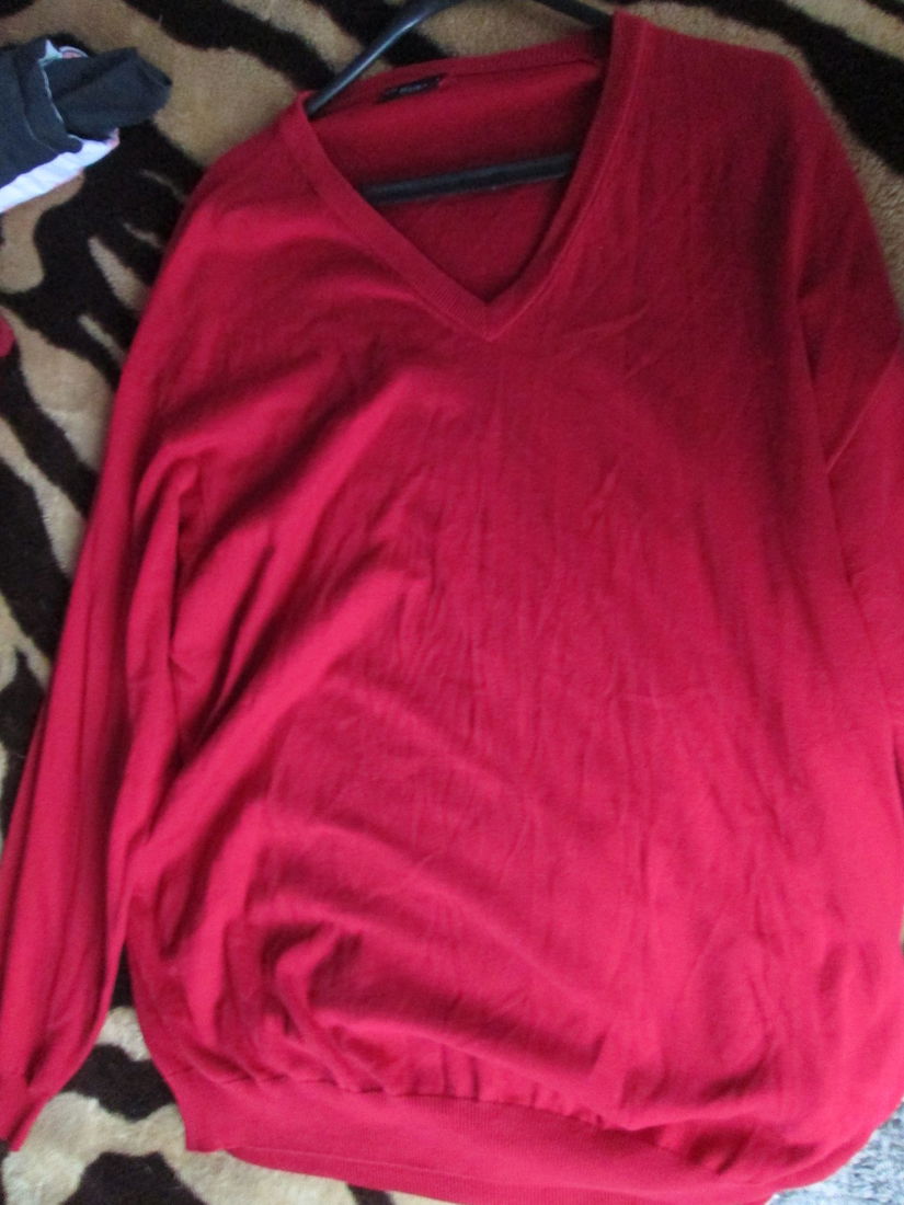 pulover rosu  58/XXXL