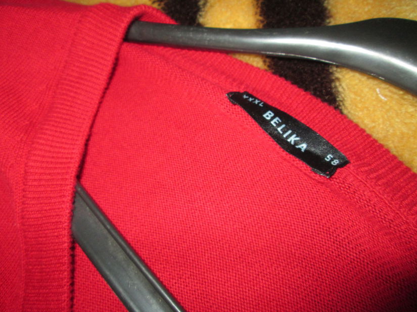 pulover rosu  58/XXXL