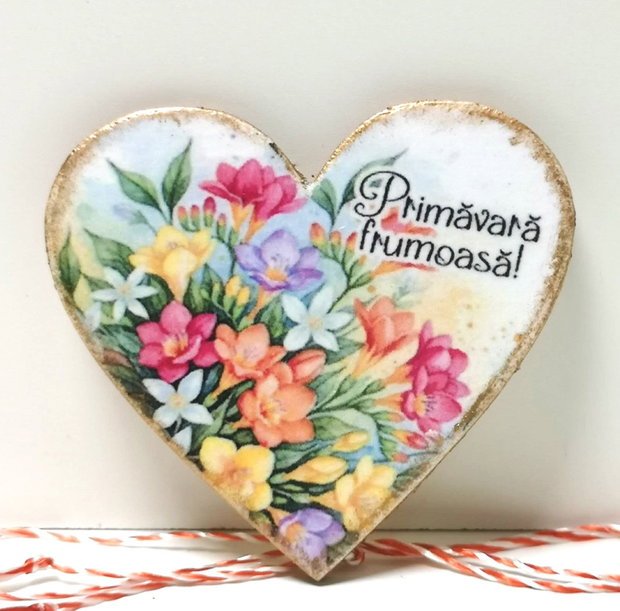Martisor personalizat cu frezii