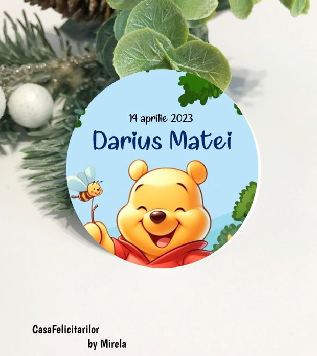 Etichete rotunde pentru mărturii de botez băiețel model Winnie the Pooh