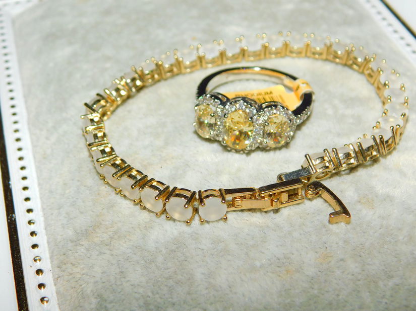 Inel nou,   citrin ,etichete atasate,  bratara noua piatra lunii, 2 produse elegante