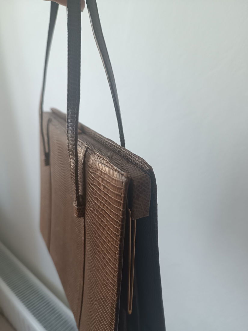 Geanta din piele de soparla