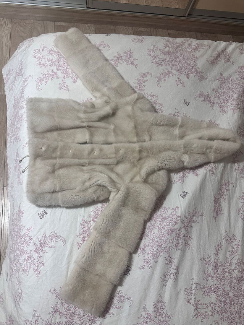 Haina de blana de lux